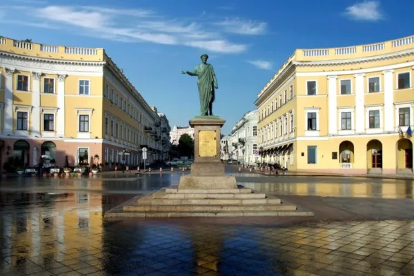 Пам’ятник Дюку Де Ришельє в Одесі: історія та значення символу міста