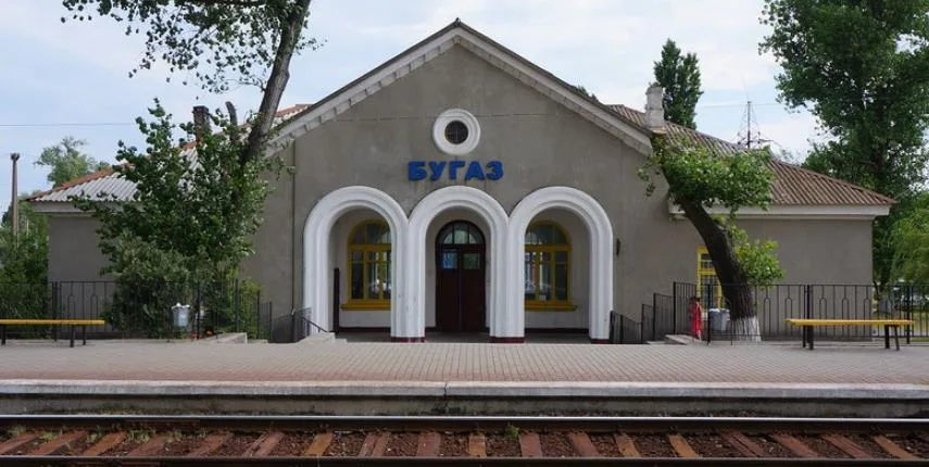 Старовинна залізнична станція з унікальною архітектурою